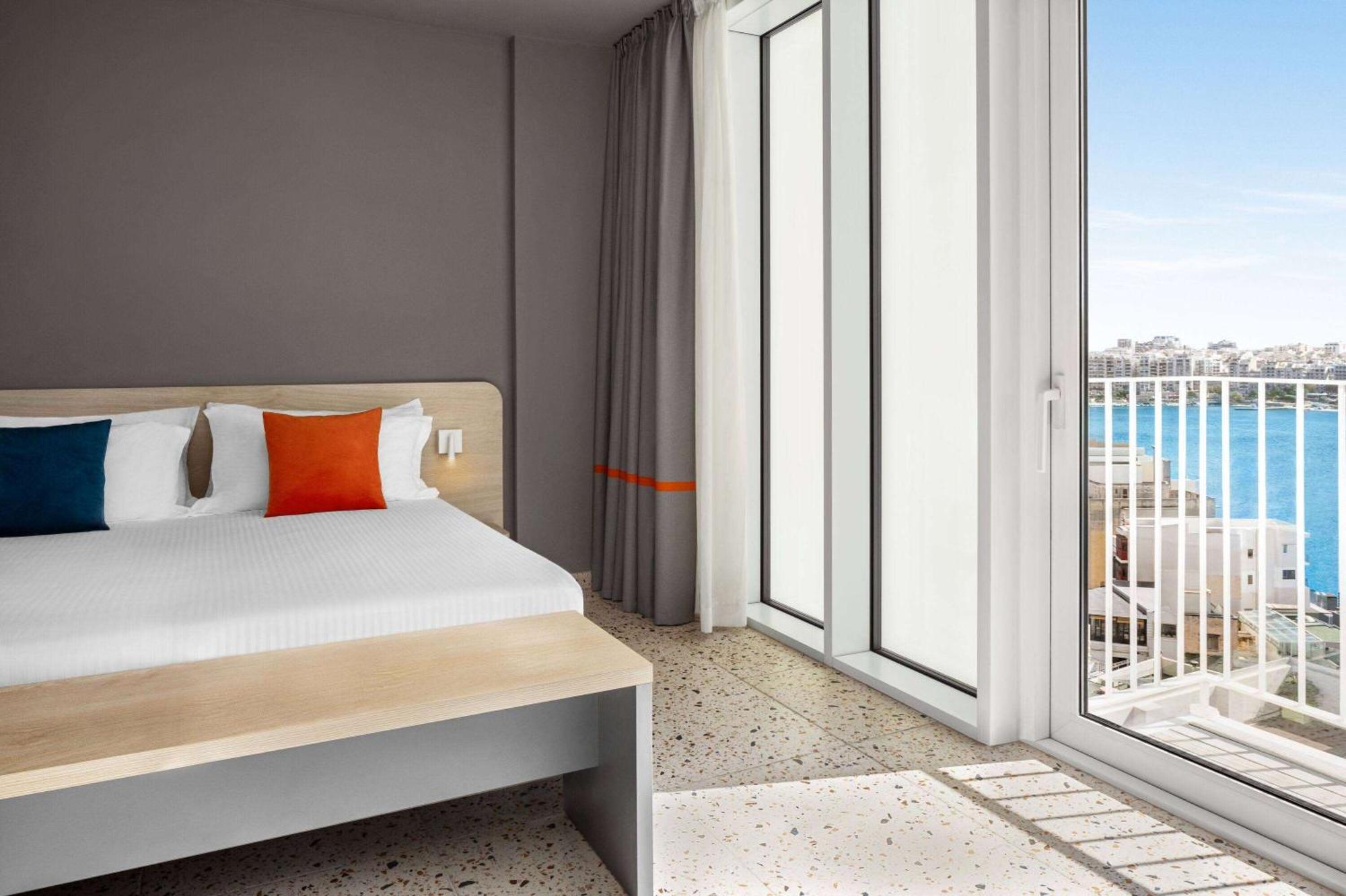 Quadro Hotel, Trademark Collection By Wyndham St. Julian's Zewnętrze zdjęcie