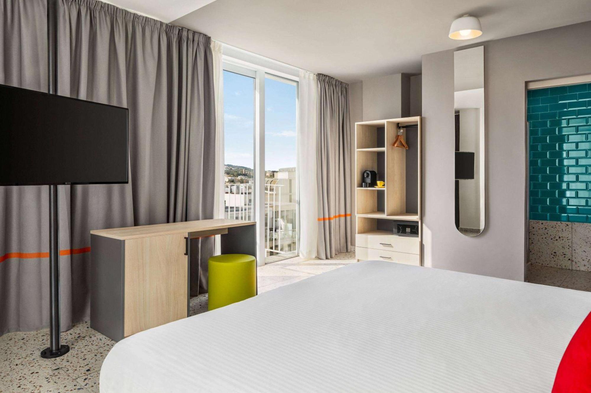 Quadro Hotel, Trademark Collection By Wyndham St. Julian's Zewnętrze zdjęcie